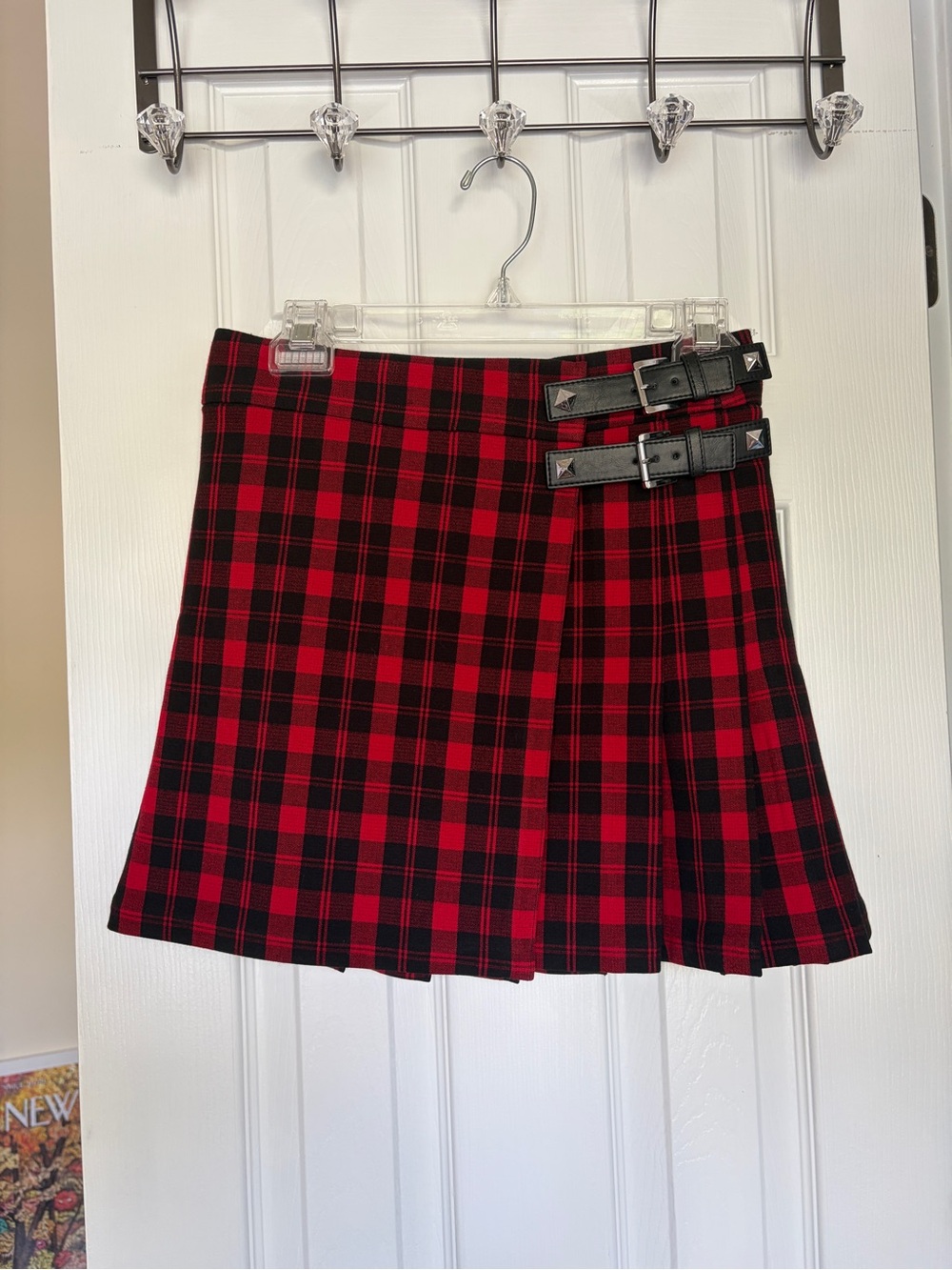 Micheal Kors pleated red/black plaid skirt with buckles NWOT size 2